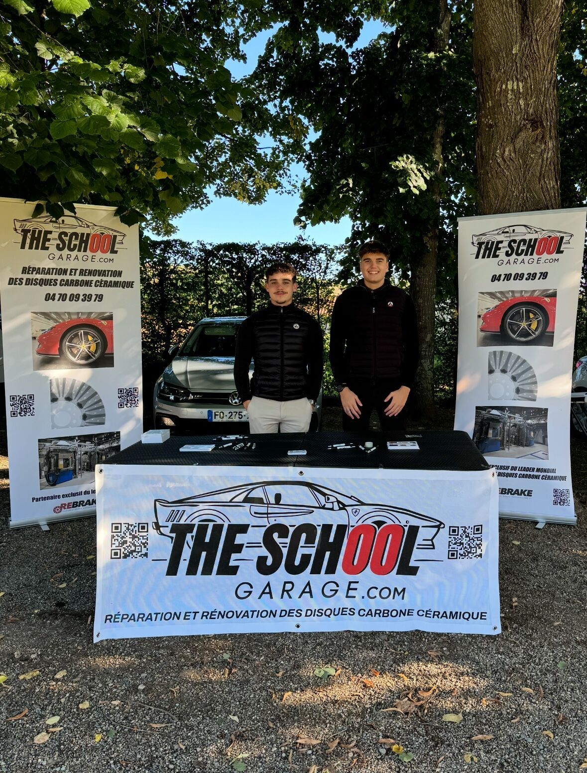 Stand The School Garage